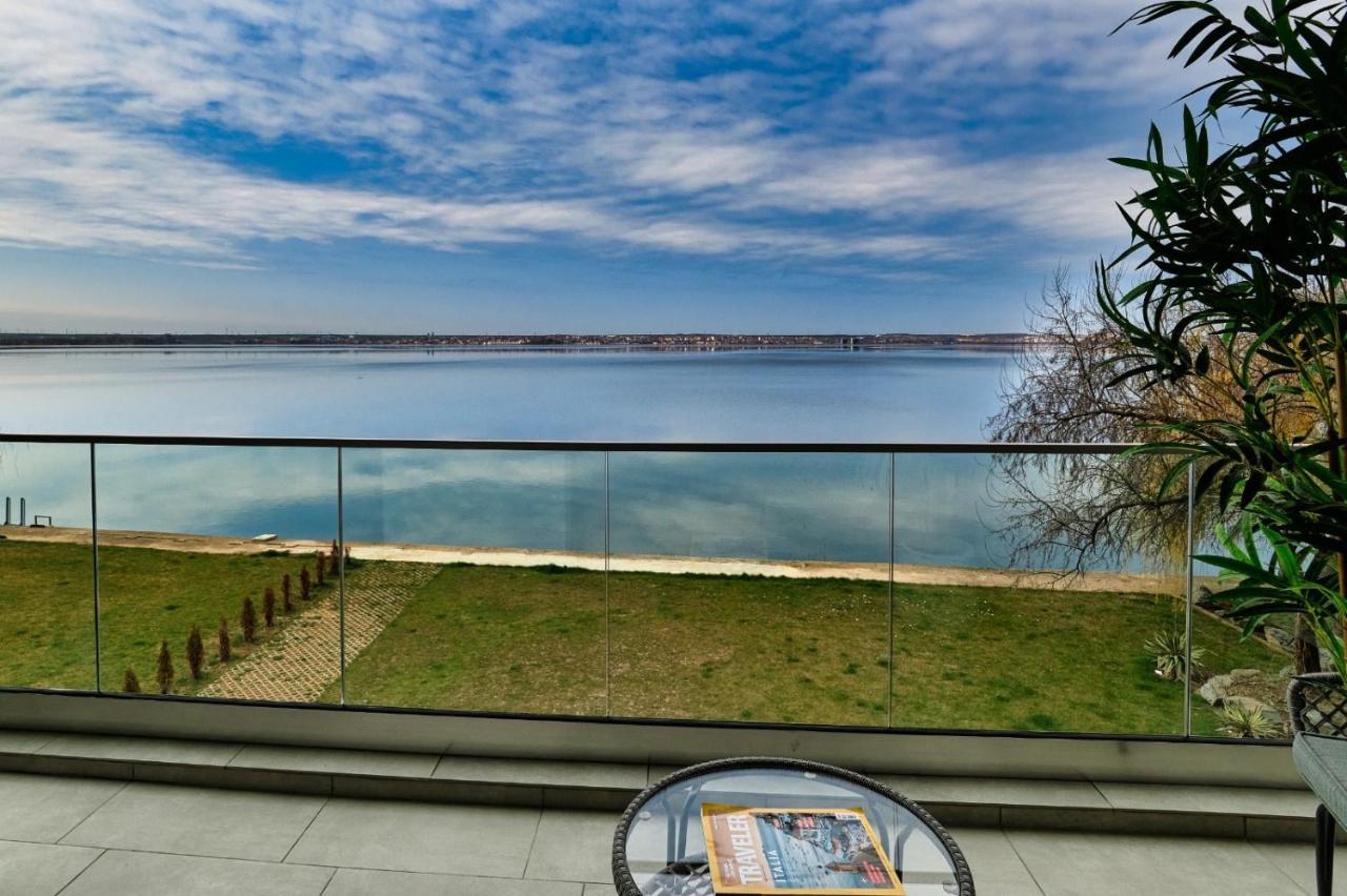 מאמאיה Riva Lake Boutique מראה חיצוני תמונה